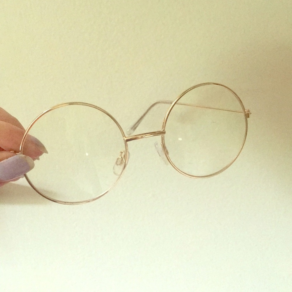 Fashion styled glasses
